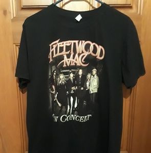 Fleetwood Mac 2018 concert tee with tour dates